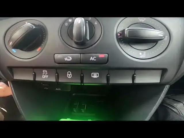 Video thumbnail for How to Automatically Lock or Unlock Doors in Seat Toledo IV ( 2012 – 2018 ) | Manage All Lock Doors
