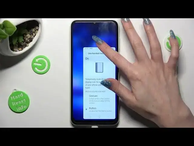 Video thumbnail for How to Enable One Hand Mode in Samsung Galaxy M14? Enter One Handed Mode & Activate It!