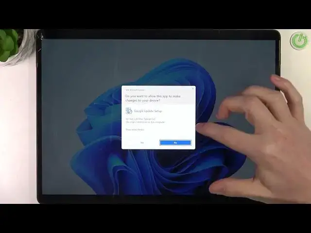 'Video thumbnail for Microsoft Surface Pro 8 - How To Install Google Chrome'