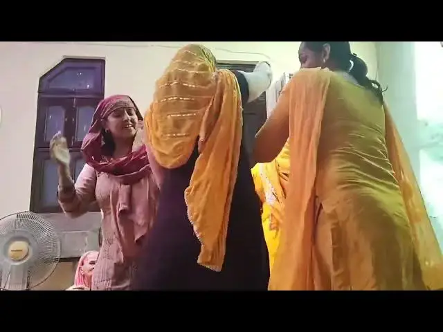 Video thumbnail for जूनागढ़ ते गाड़ी चाली #happy_lokgeet #trending #viral #haryanvibhajan #सुदामा#डांस