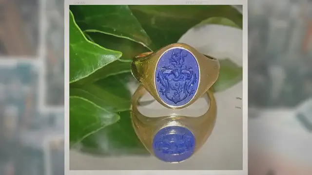 Video thumbnail for What Is the Significance of a Signet Ring?