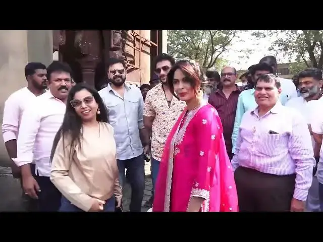 Video thumbnail for Mahurat Of Mallika Sherawat’s Horror Film ‘Nagmati’