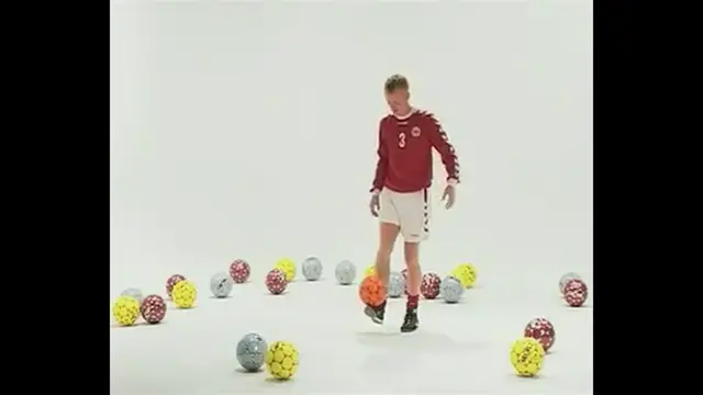 Video thumbnail for Balance pa brystet | Fodboldtricks