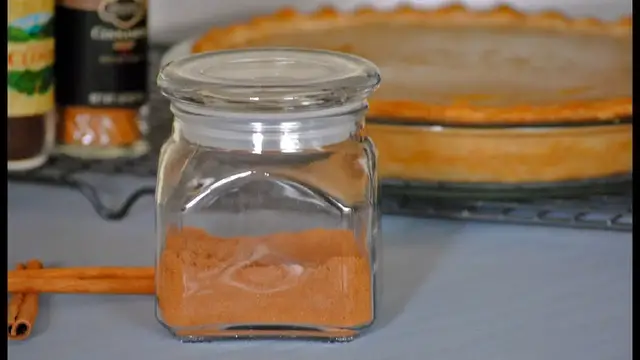 Video thumbnail for Pumpkin Pie Spice Recipe - How To Make Pumpkin Pie Spice - Sweetysalado.com