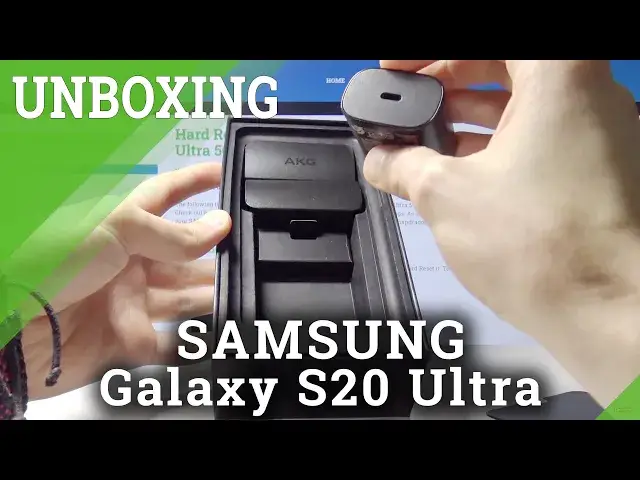 Video thumbnail for SAMSUNG Galaxy S20 Ultra UNBOXING – What’s in the box? / Quick Review