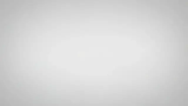 Video thumbnail for ‘Young Girls Working at an Oyster Processing Plant’