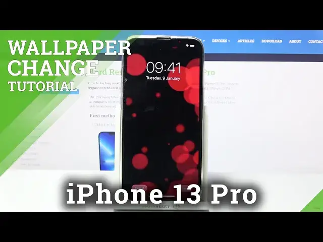 'Video thumbnail for How to Set Up Lock & Home Screen Picture on iPhone 13 Pro – Change Wallpaper'