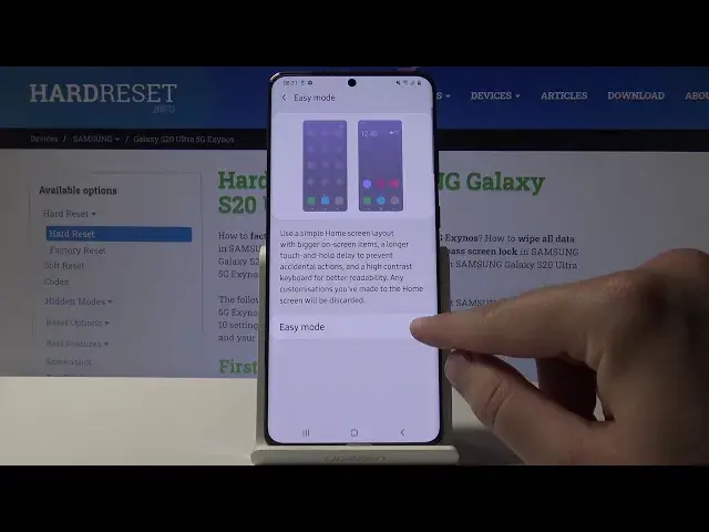 'Video thumbnail for EASY MODE in SAMSUNG Galaxy S20 Ultra – How to Set Up Large Icons'