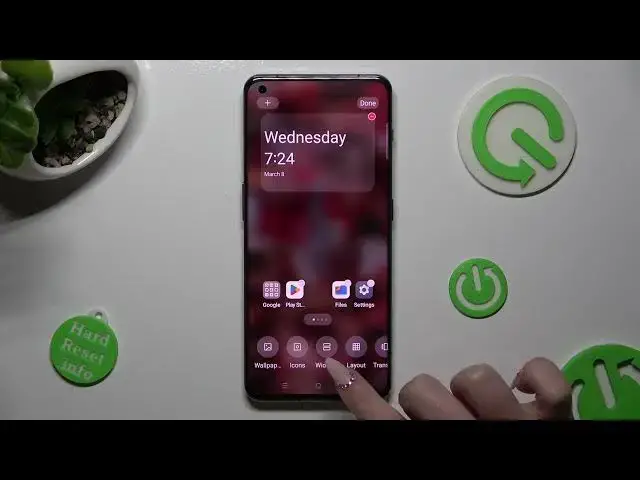'Video thumbnail for How To Change Icon Size In OnePlus 11'