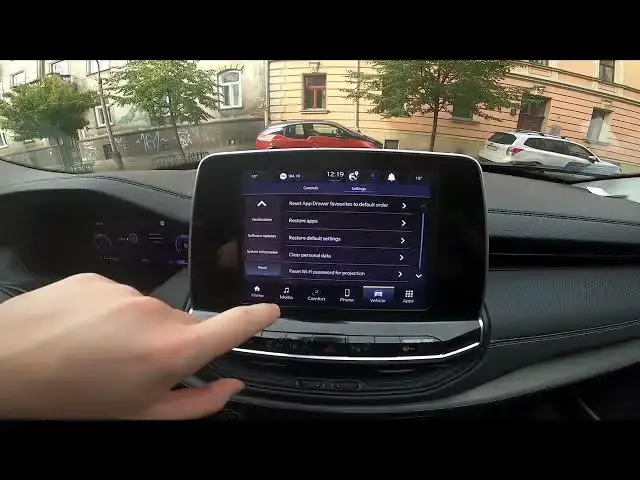 Video thumbnail for How to Reset System Preferences to Factory Defaults in Jeep Compass II Facelifting ( 2021 - now )