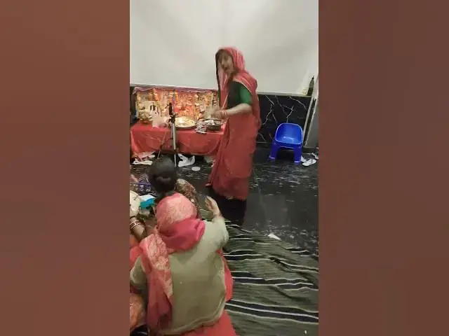 Video thumbnail for यूपी वालो ने किया धमाल #viral #happy_lokgeet #डांस #hindi #topbhajan #shortvideo