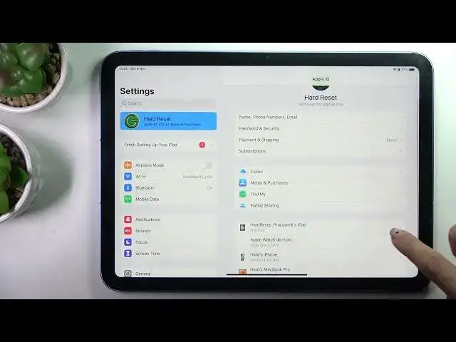 'Video thumbnail for How to Find the Serial Number and IMEI Number on the iPad 10th Generation (2022) - Check SN & IMEI'