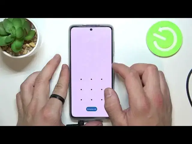 'Video thumbnail for Motorola Moto G52 - How To Connect Headphones'