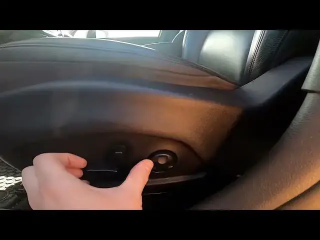 'Video thumbnail for How to Change Seat Position in Jeep Renegade ( 2014 - now ) - Adjust Seat Position'