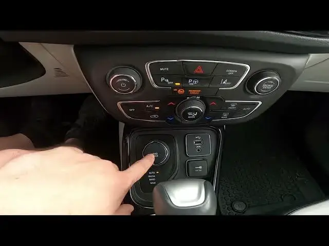 'Video thumbnail for How to Enable or Disable 4WD Lock Function in Jeep Compass II ( 2017 - now )'