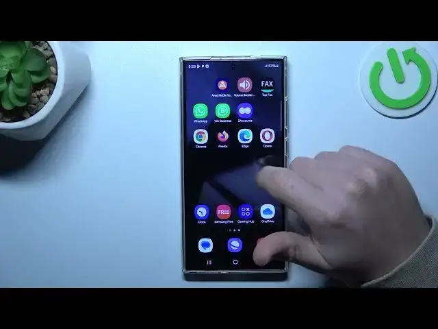 'Video thumbnail for How to Rearrange Home Screen on SAMSUNG Galaxy S24 Ultra'