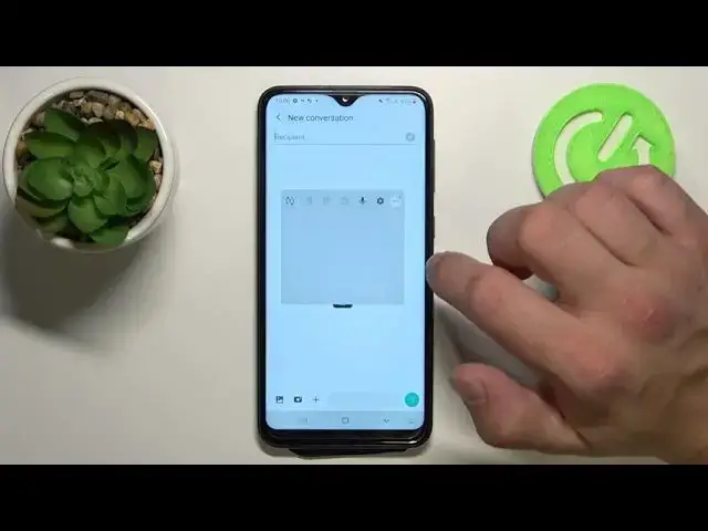 Video thumbnail for How to Fix Floating Keyboard in Samsung Galaxy A10? Attach Keyboard Back