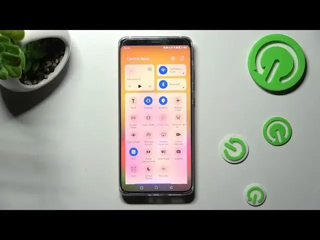 Video thumbnail for How to Turn On / Turn Off the Auto Display Rotate Feature on the HUAWEI Mate 50 Pro