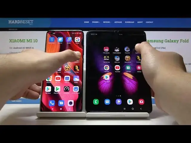 Video thumbnail for XIAOMI Mi 10 vs SAMSUNG Galaxy Fold | SPEED TEST