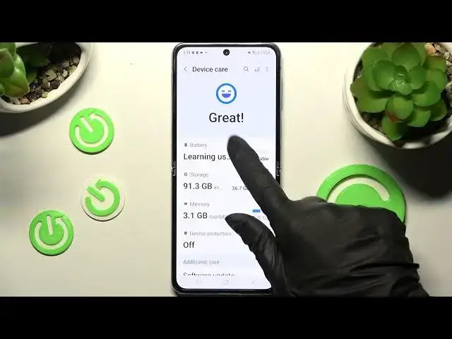 Video thumbnail for How to Turn On / Off Fast Wireless Charging on Samsung Galaxy Z Flip4
