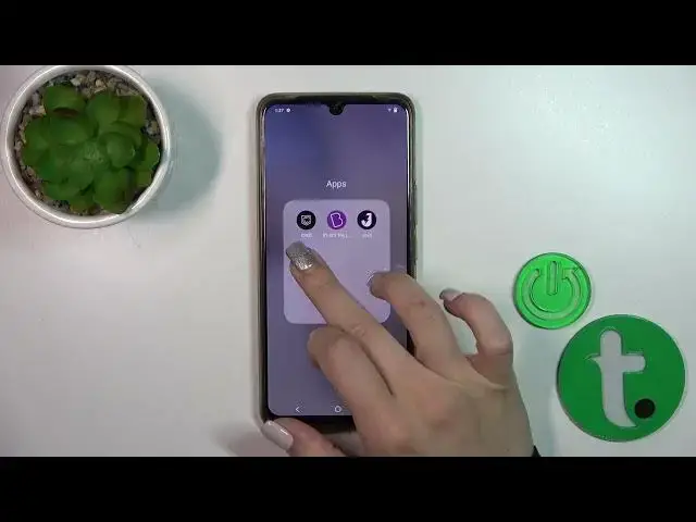 'Video thumbnail for How to Create Home Screen Folders on VIVO T1 PRO 5G / Display Personalization'
