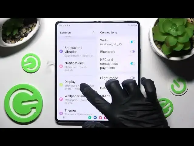 'Video thumbnail for How to Change Font Size in SAMSUNG Galaxy Z Fold 4 – Font Management'