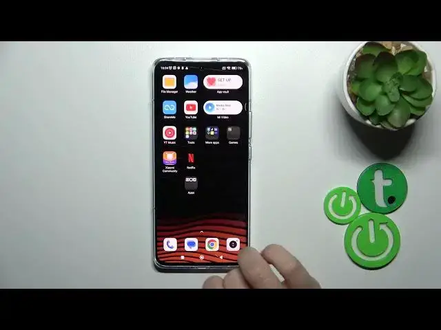 Video thumbnail for How to Create Home Screen Folders on XIAOMI 13 Pro