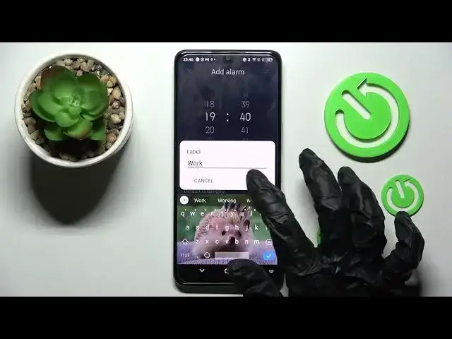 Video thumbnail for How to Turn On and Set Up an Alarm Clock on the TCL 30