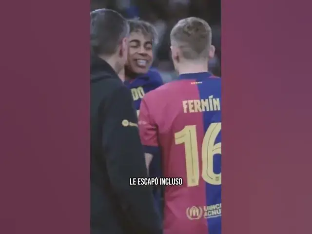 Video thumbnail for ASÍ FUE LA CELEBRACIÓN DEL BARÇA TRAS GANAR LA SUPERCOPA #carpetasblaugranas #futbol #barca