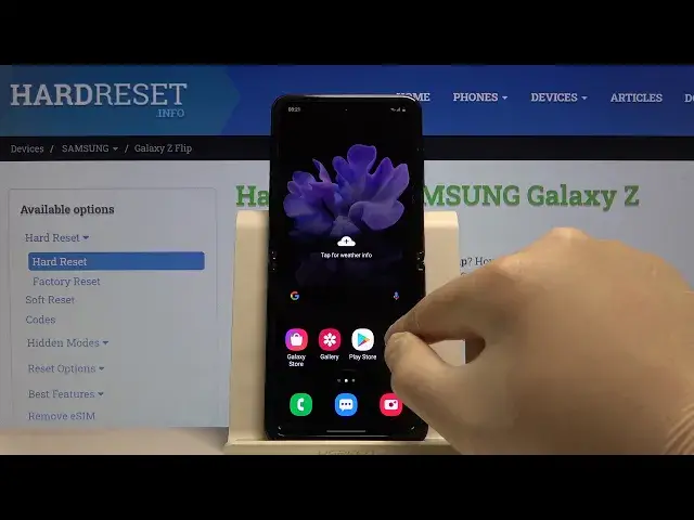 'Video thumbnail for How to Split Screen in SAMSUNG Galaxy Z Flip – Use Multitasking'