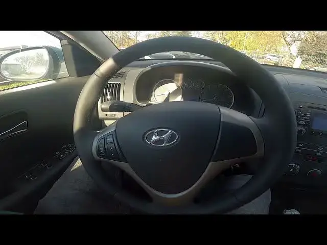 'Video thumbnail for How to Change Traffic Announcements Volume in Hyundai i30 I ( 2007 – 2012 )'