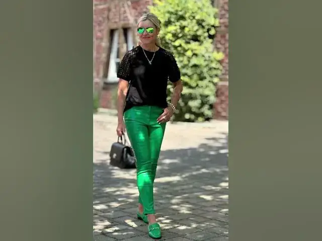 Video thumbnail for Celebrating Mature Style – Timeless Fashion for Women in Their Golden Years🌸#styleafter50 #50sstyle