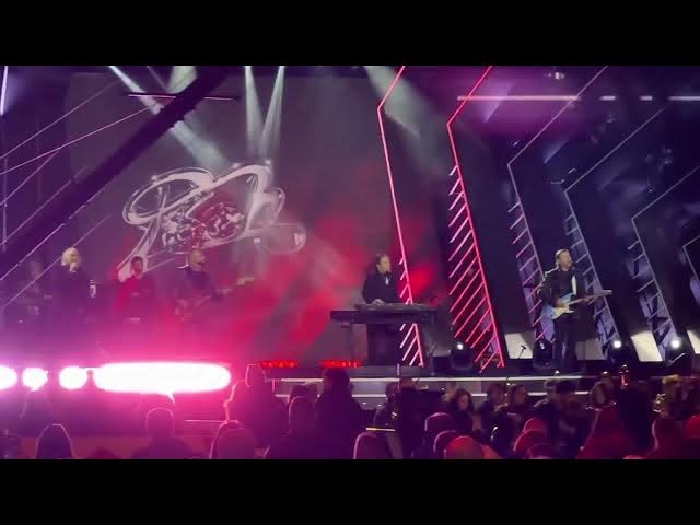 Video thumbnail for Sanremo, le prove prima dell’esibizione di stasera dei Pooh.