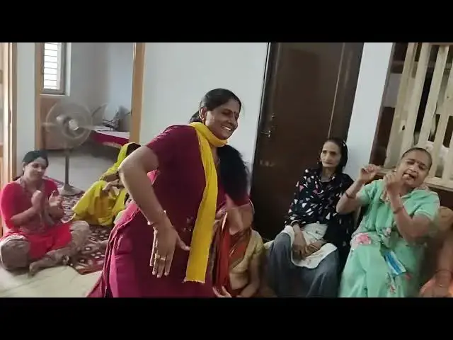 Video thumbnail for 💯❤️❤️कान्हा जी का मस्त भजन और धरती तोड़ डांस#viral #डांस #bhajan #kanha #happy_lokgeet