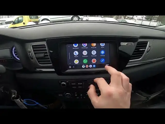 'Video thumbnail for How to Use Android Auto, and Apple Car Play Wirelessly in Kia Niro I ( 2016 – 2022 )'