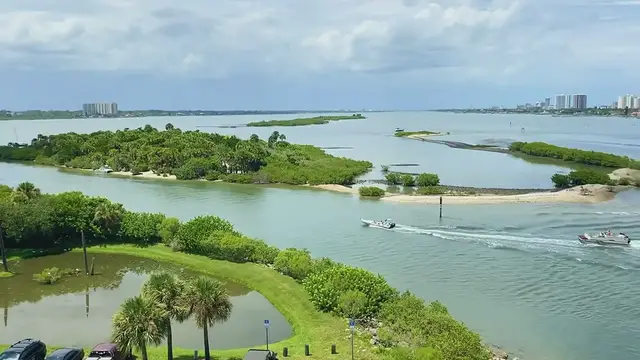 Video thumbnail for Causeway Boating in Florida
