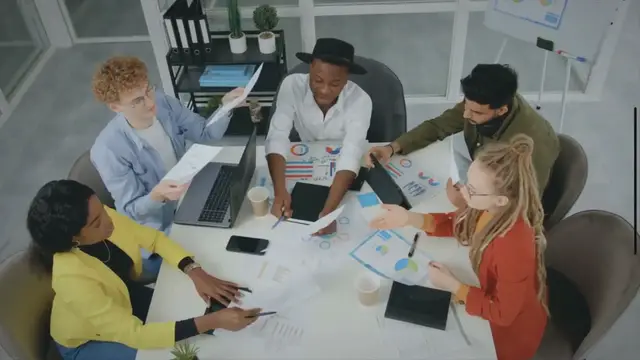 Video thumbnail for How to Change Theme on an Existing Google Slides Document