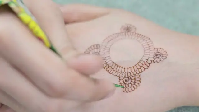 Video thumbnail for Wedding Mehndi