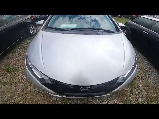 'Video thumbnail for How to Open the Hood in Honda Civic IX ( 2012 - 2017 ) - Find Lever to Open the Mask'