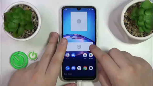 'Video thumbnail for Motorola Moto E6i - Remove Safe Mode'