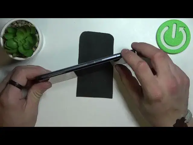 Video thumbnail for Does the Realme Narzo 50 have a micro SD Card input?