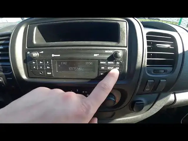 Video thumbnail for How to Assign Radio Station to Button in Opel Vivaro B ( 2014 – 2019 )