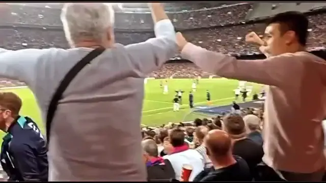 Video thumbnail for La famiglia di Skriniar esulta a Camp Nou dopo un gol dell'Inter