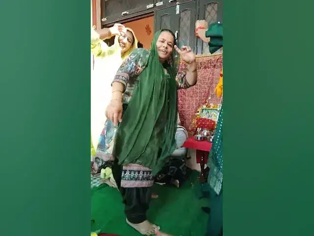 Video thumbnail for जाटनी हरियाणे की#happy_lokgeet #trending #ragni #गीत #ahir