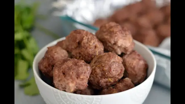 Video thumbnail for Receta Para Albóndigas Colombianas | Cómo Hacer Albóndigas | SyS