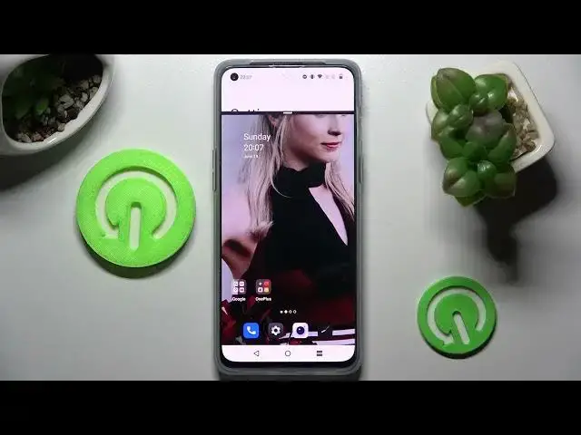 'Video thumbnail for How to Enter the Split Screen Mode for Apps on the OnePlus Nord 2T'