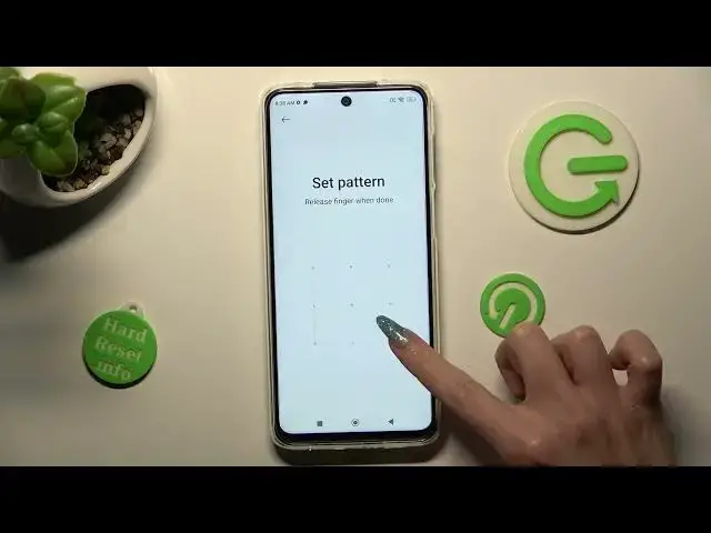 'Video thumbnail for How to Set Up Screen Lock in Xiaomi Redmi Note 10 Lite - Pick Locking Method'