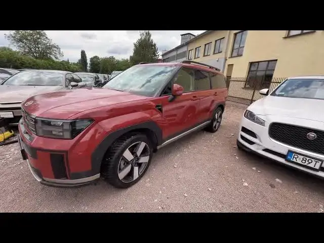 Video thumbnail for HYUNDAI Santa Fe V – How Safe Is It?