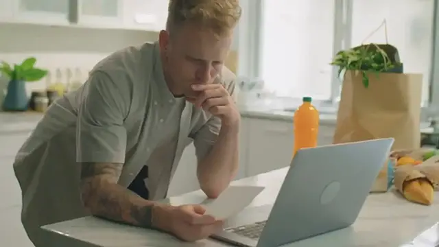 Video thumbnail for How Inflation Burn Your Money