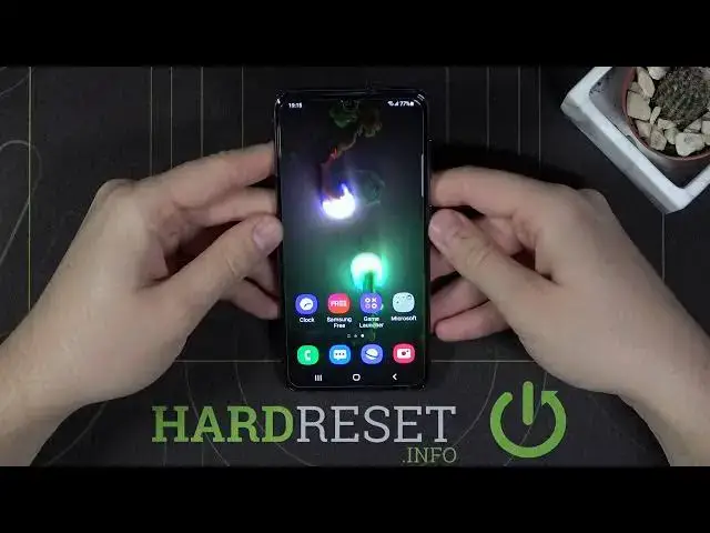 'Video thumbnail for Samsung Galaxy S21 Face Unlock Test - How Fast and Reliable it is?'
